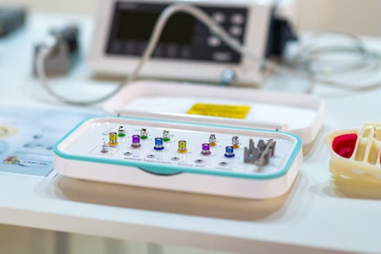 perchè scegliere un impianto dentale professionale a livorno dallo studio dentistico d'abramo 